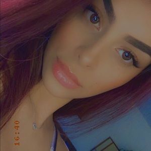 Meet your Posher, Lorena